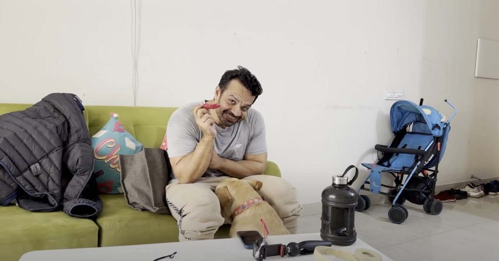 MAU had Gaurav's Dragon Fruit - Flying BEast Vlog