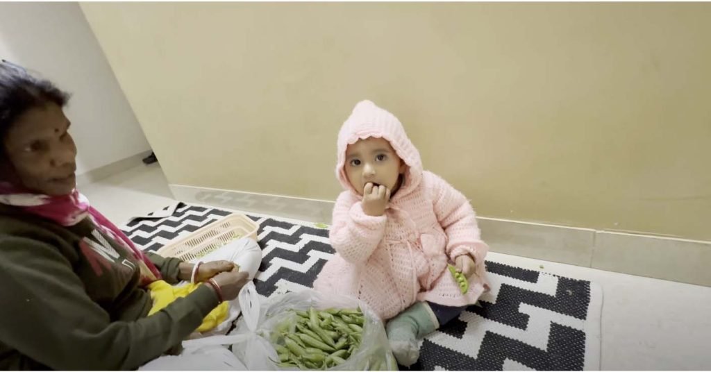 Pihu is eating Pea - Flying Beast Vlog